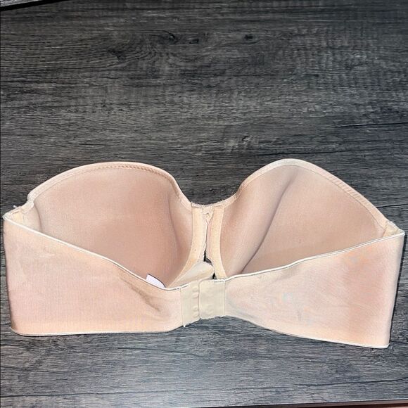 Victoria’s Secret Size 34C Nude Lined Strapless Bra - Picture 3 of 4